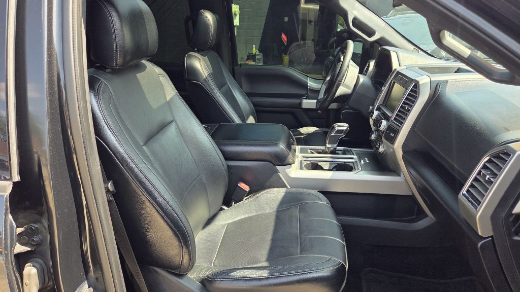 2015 Ford F-150 Image 17