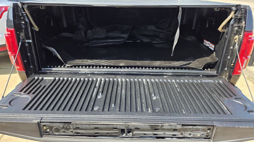2015 Ford F-150 Image 26