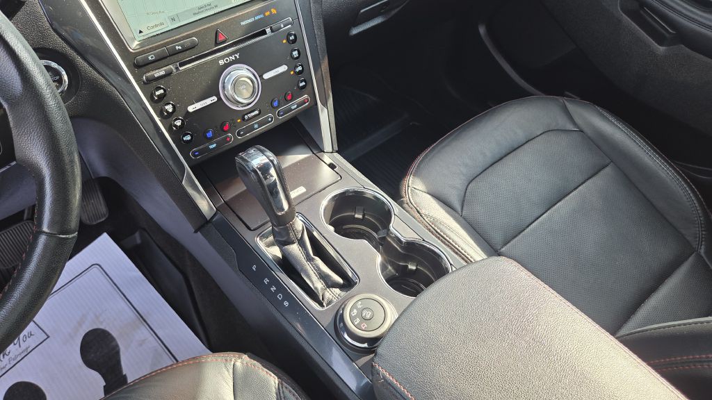 2017 Ford Explorer Image 12