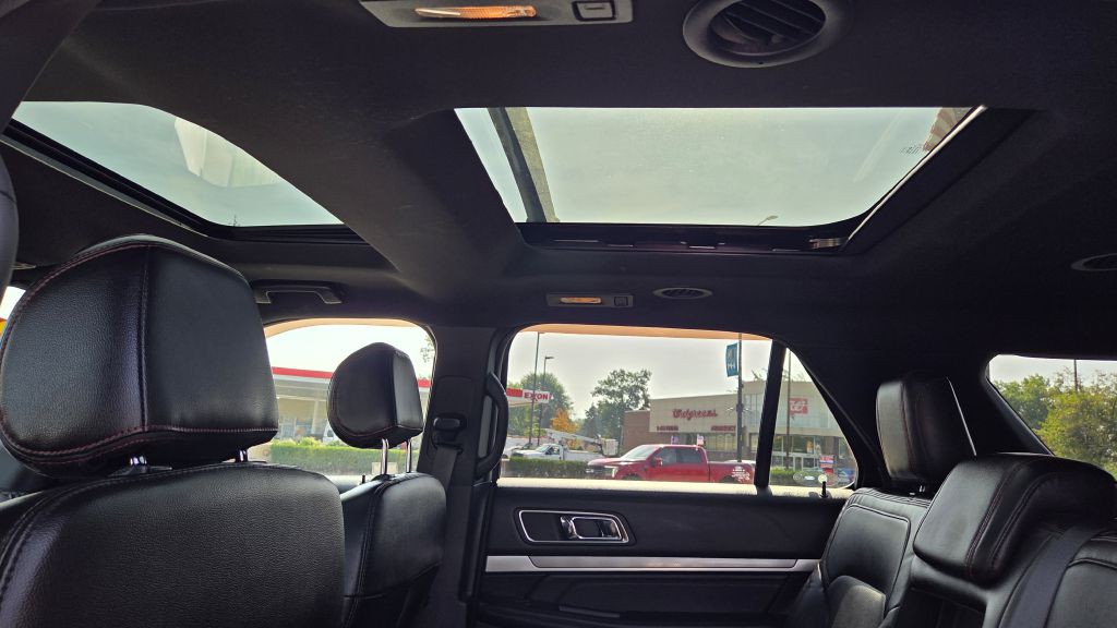 2017 Ford Explorer Image 22