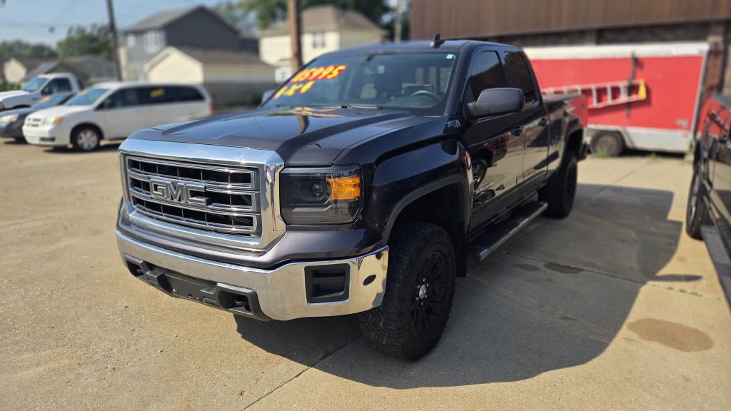 2015 GMC Sierra Image 1