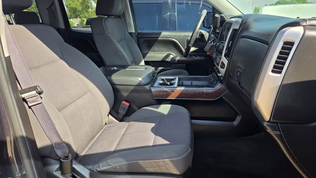 2015 GMC Sierra Image 18
