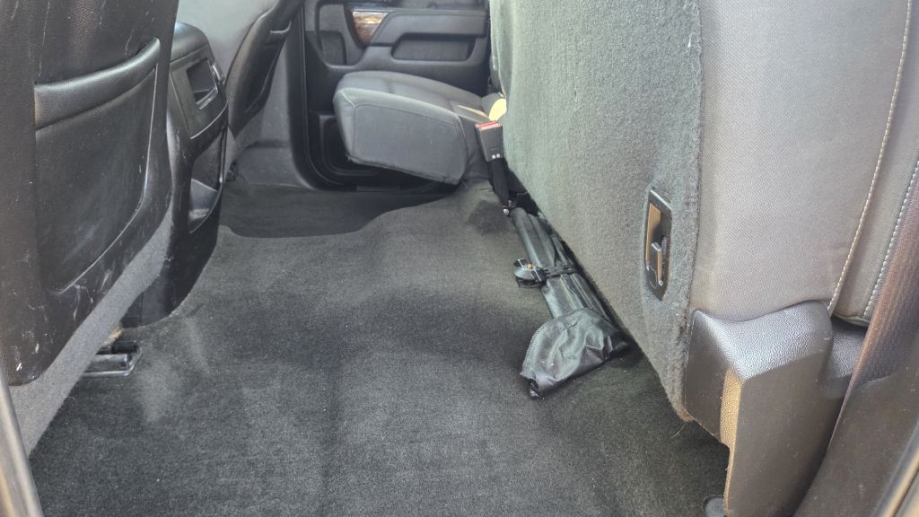 2015 GMC Sierra Image 23