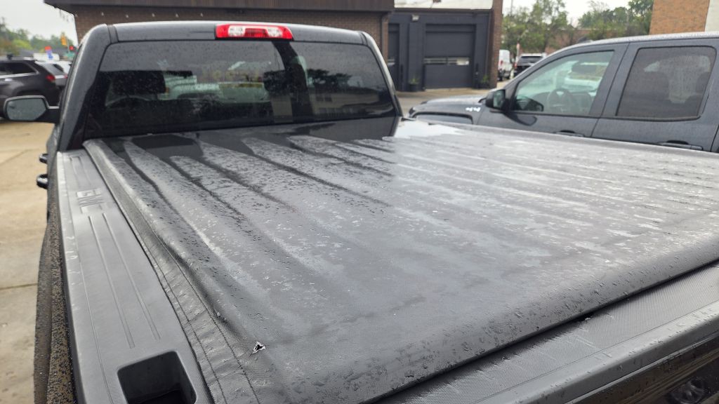 2017 GMC Sierra Image 7