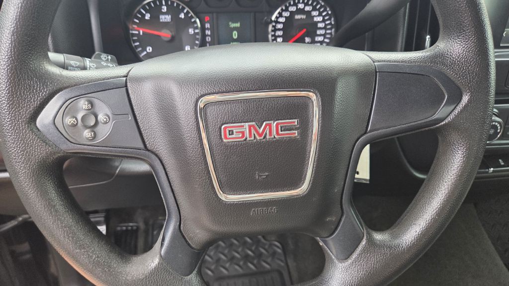 2017 GMC Sierra Image 11