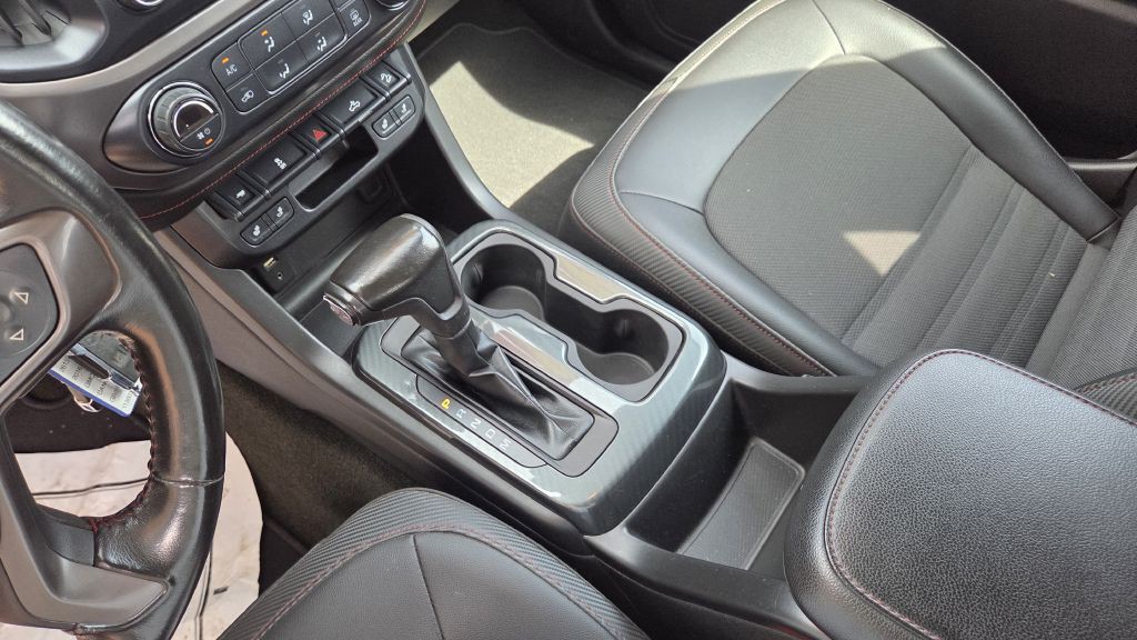 2016 GMC Canyon Image 15
