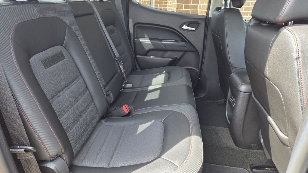 2016 GMC Canyon Image 21