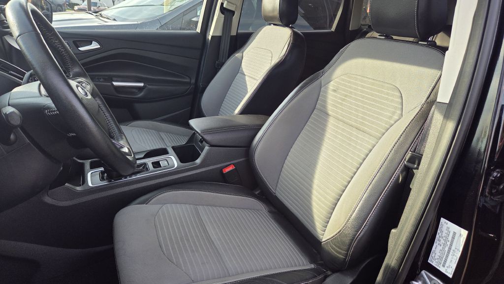 2019 Ford Escape Image 12
