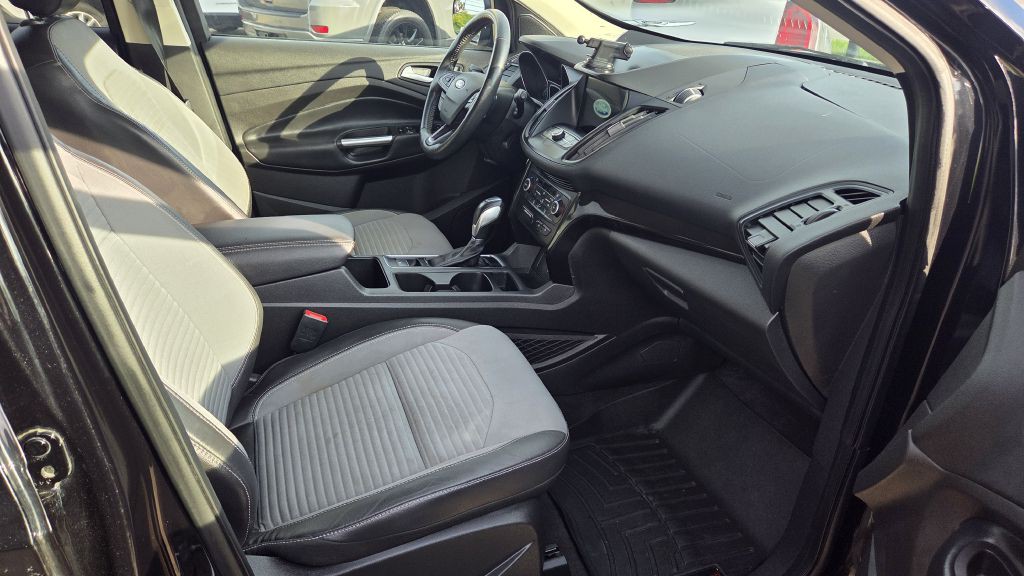 2019 Ford Escape Image 13