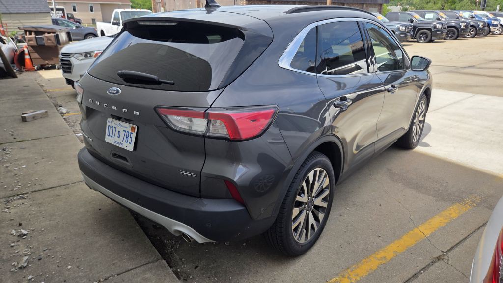 2020 Ford Escape Image 3