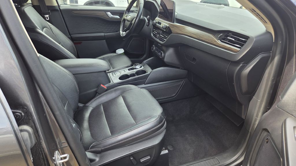 2020 Ford Escape Image 14