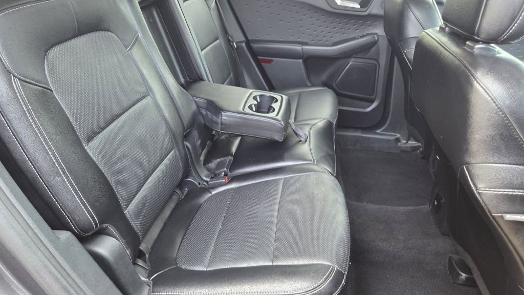 2020 Ford Escape Image 18