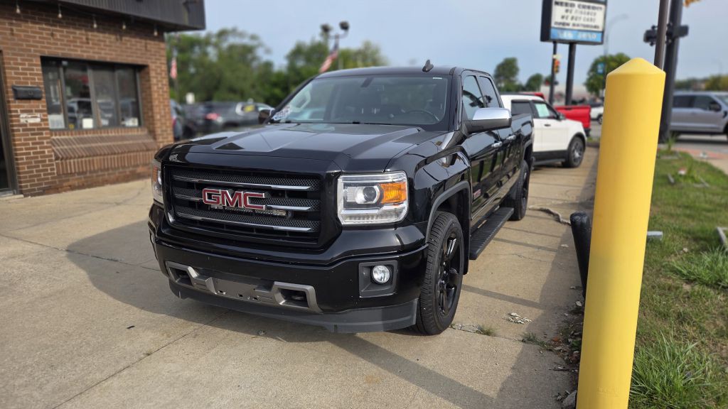 2015 GMC Sierra Image 1