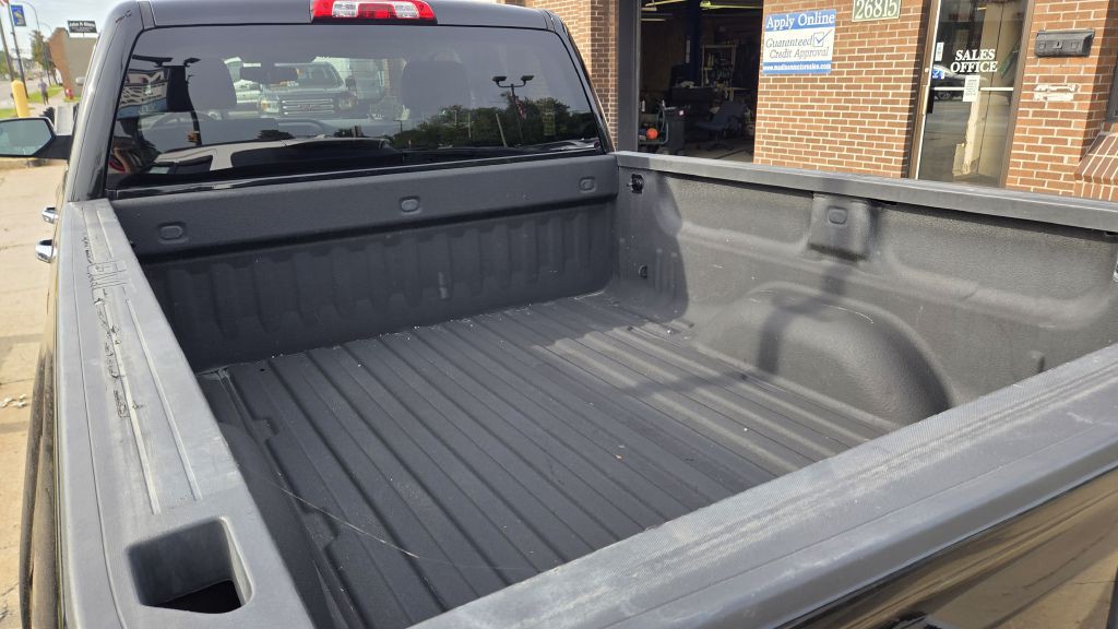 2015 GMC Sierra Image 6