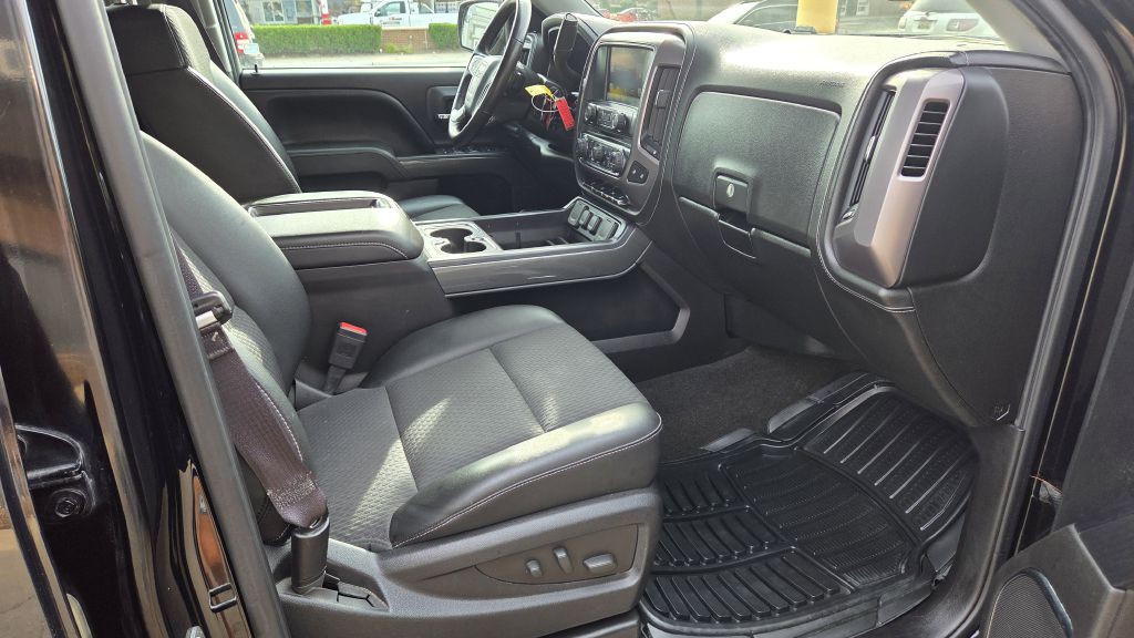 2015 GMC Sierra Image 17