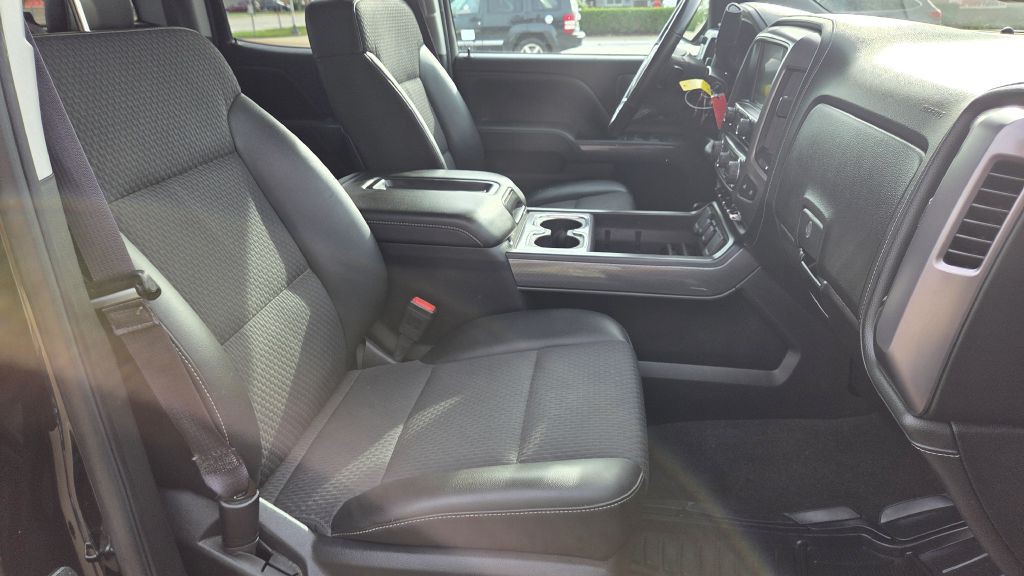 2015 GMC Sierra Image 18
