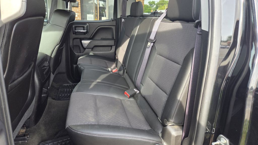 2015 GMC Sierra Image 23
