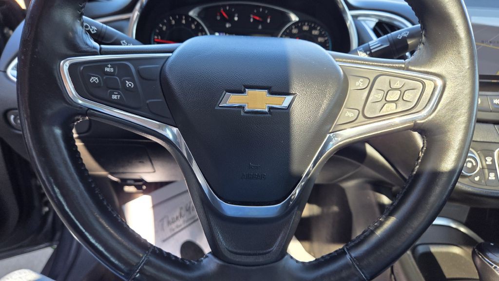 2016 Chevrolet Malibu Image 9