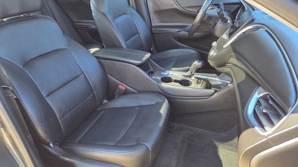 2016 Chevrolet Malibu Image 16