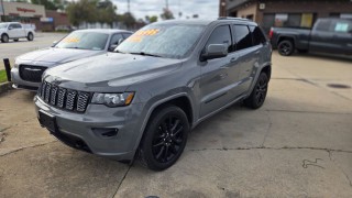 Image for 2020 Jeep Grand Cherokee Laredo ID: 7670812