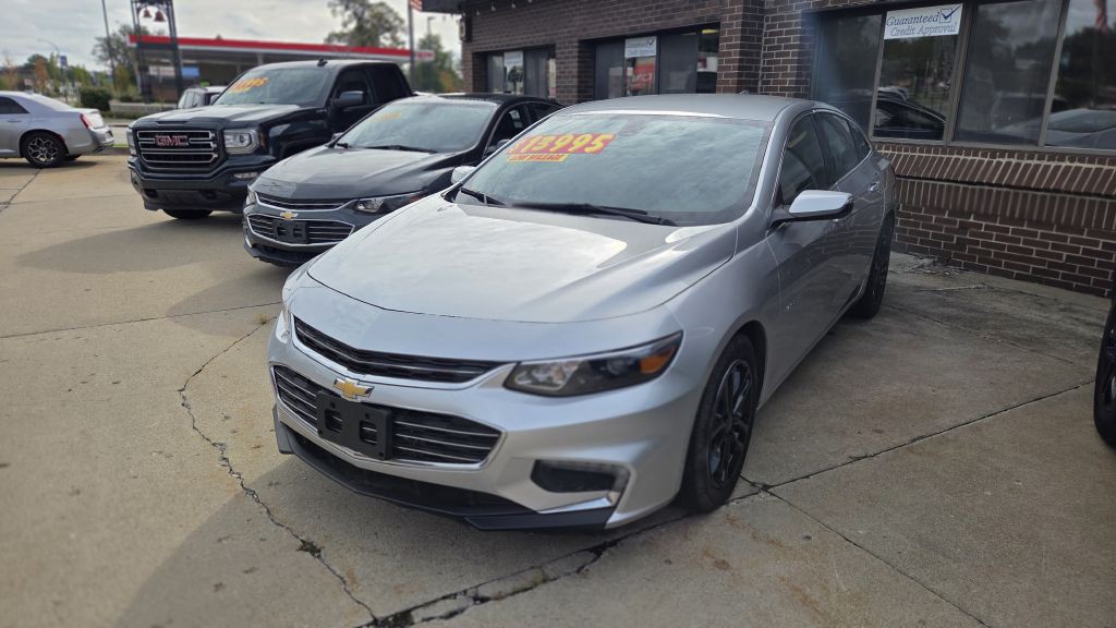 2016 Chevrolet Malibu Image 1