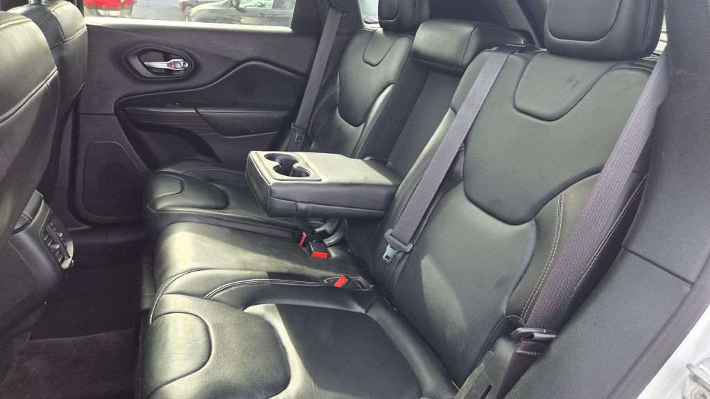 2016 Jeep Cherokee Image 20