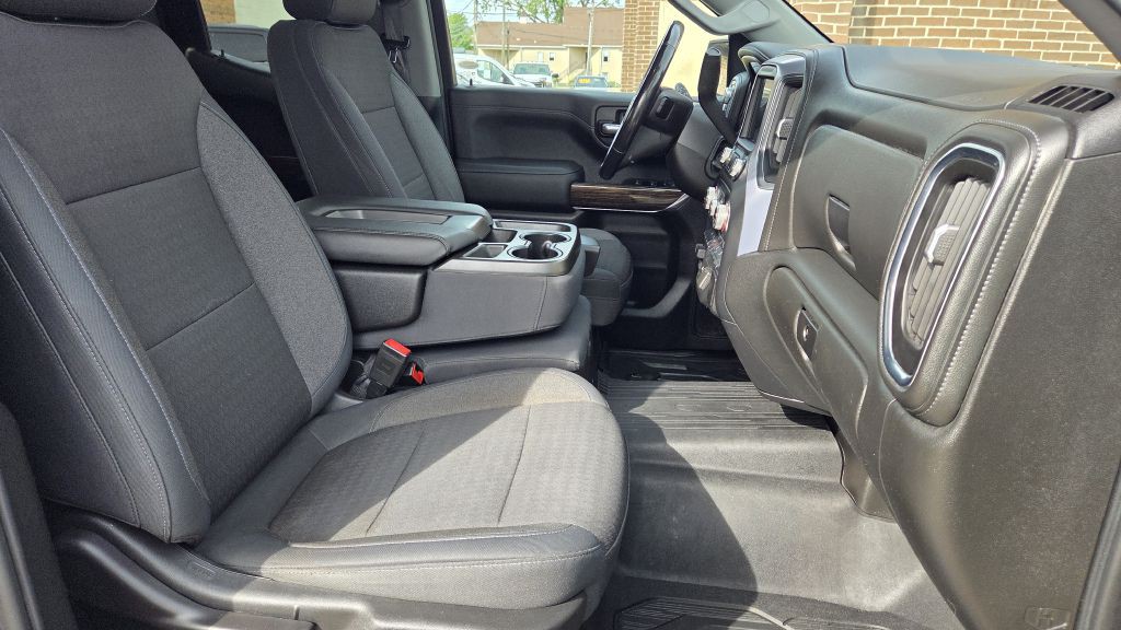 2019 GMC Sierra Image 17