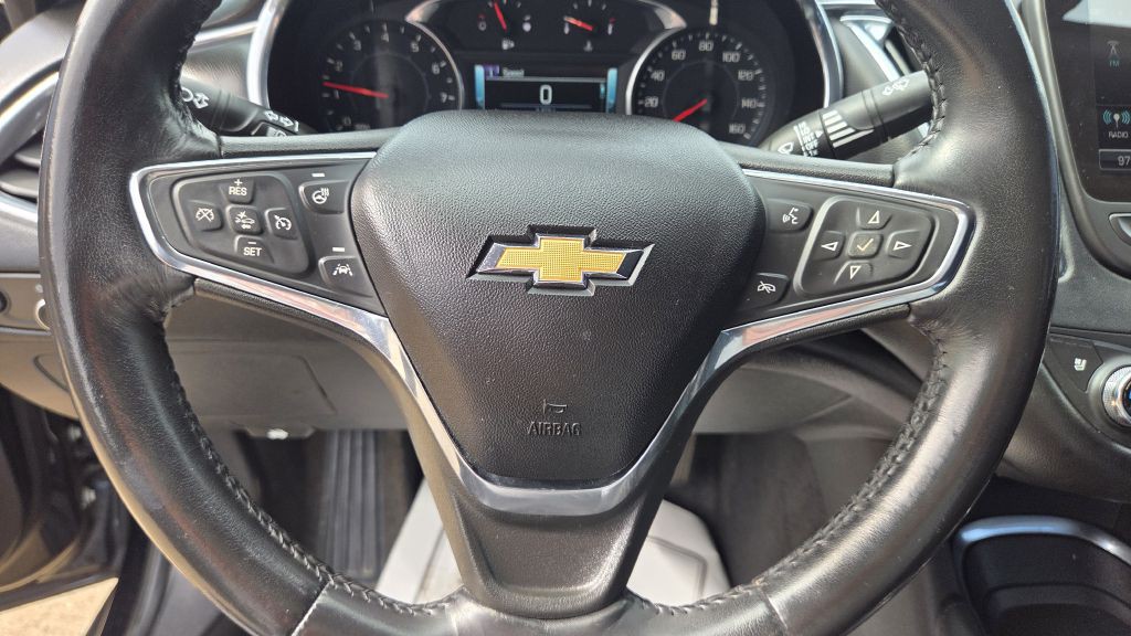 2018 Chevrolet Malibu Image 9