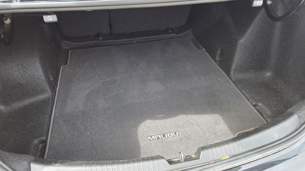 2018 Chevrolet Malibu Image 21