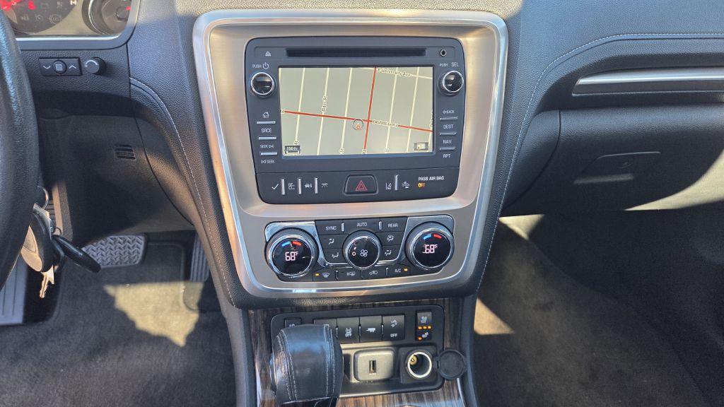 2015 GMC Acadia Image 10