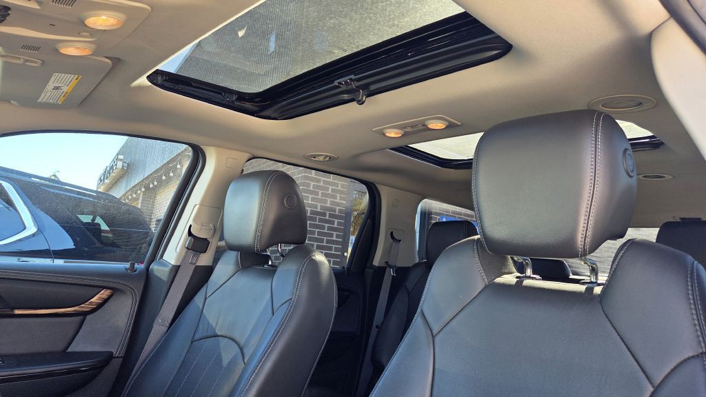 2015 GMC Acadia Image 13