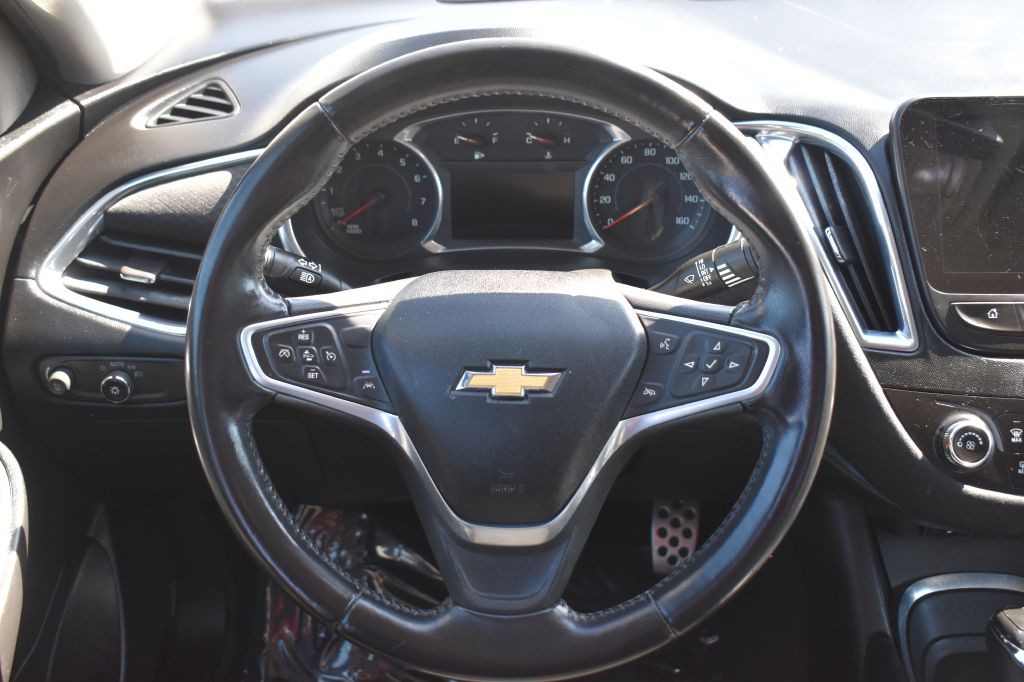 2016 Chevrolet Malibu Image 15