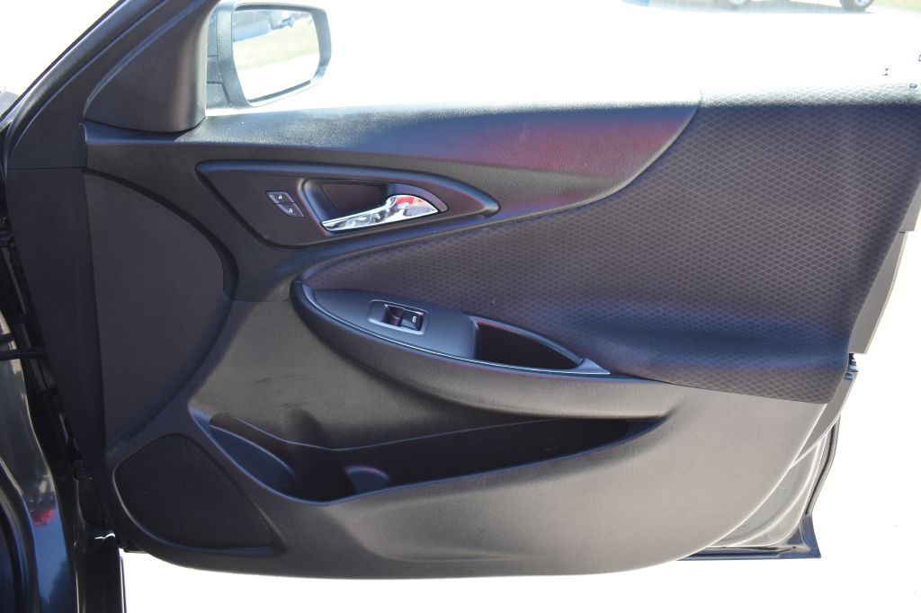2016 Chevrolet Malibu Image 23