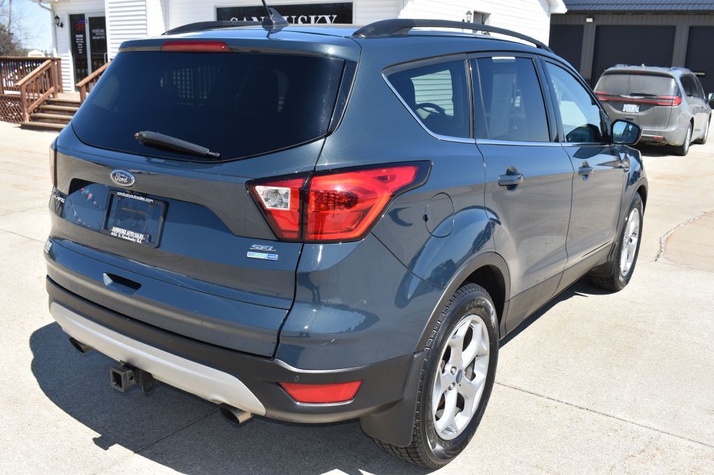 2019 Ford Escape Image 3