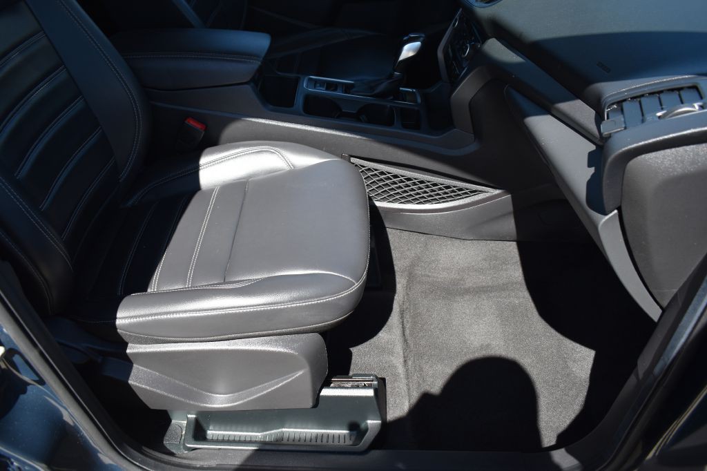 2019 Ford Escape Image 24