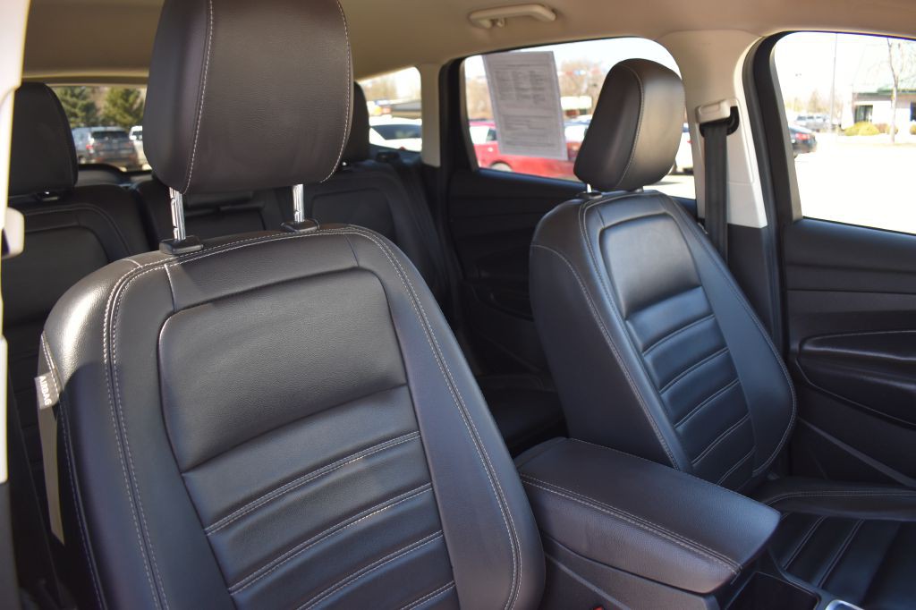 2019 Ford Escape Image 25