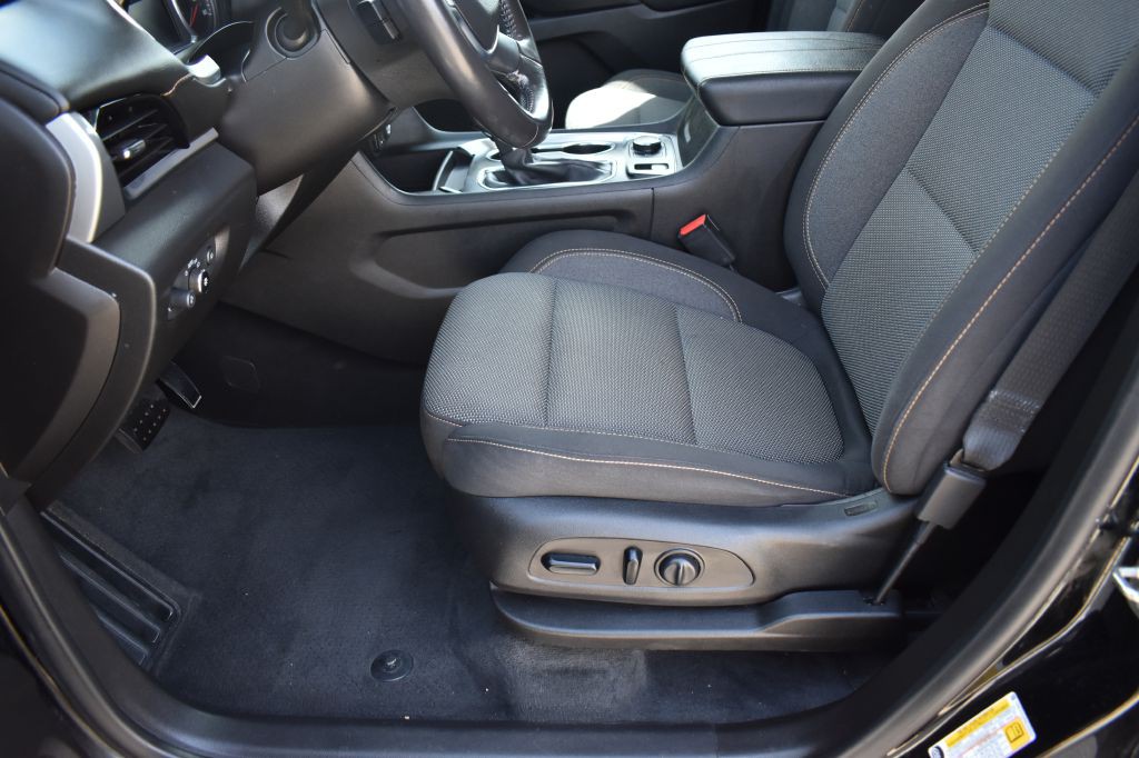 2021 Chevrolet Traverse Image 11