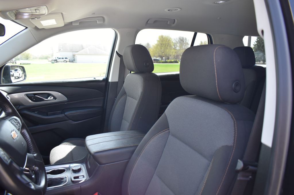 2021 Chevrolet Traverse Image 12