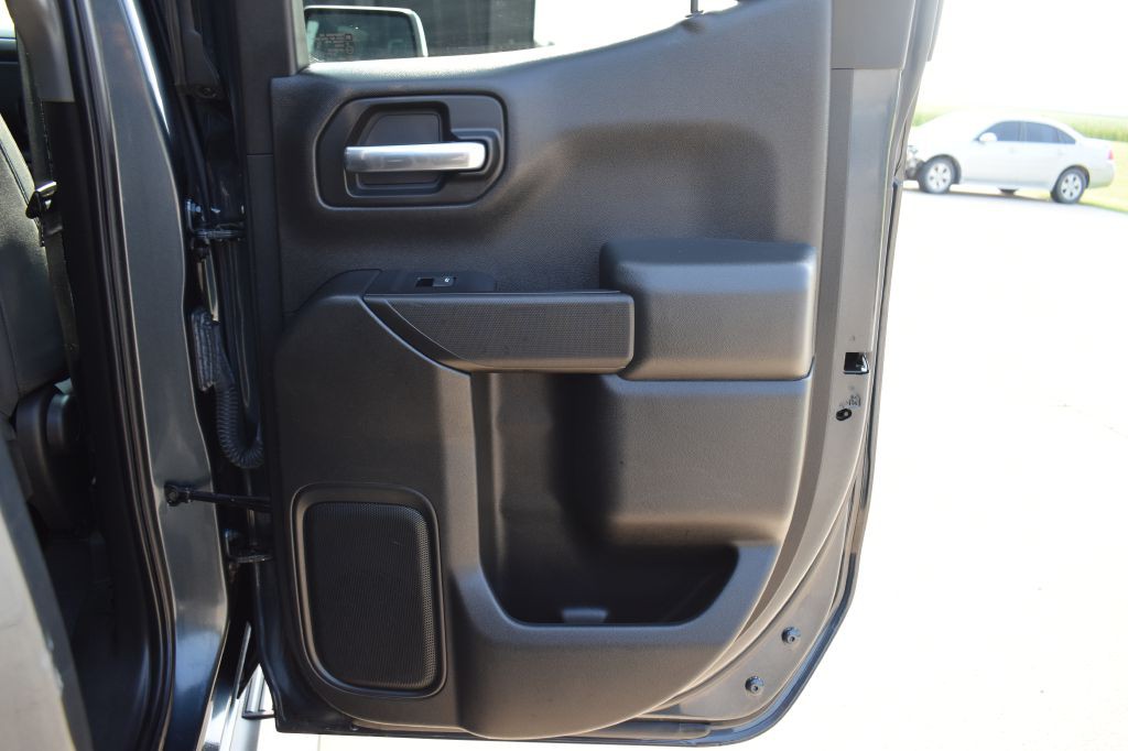 2019 Chevrolet Silverado 1500 Image 18