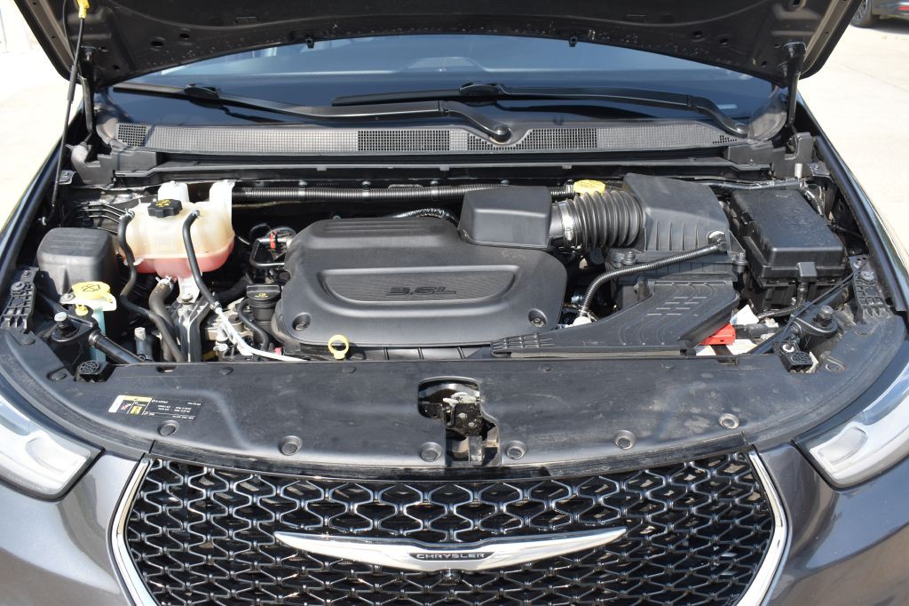 2021 Chrysler Pacifica Image 25