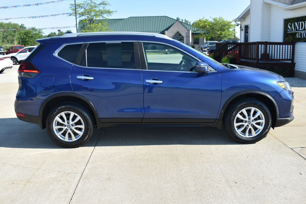 2020 Nissan Rogue Image 2