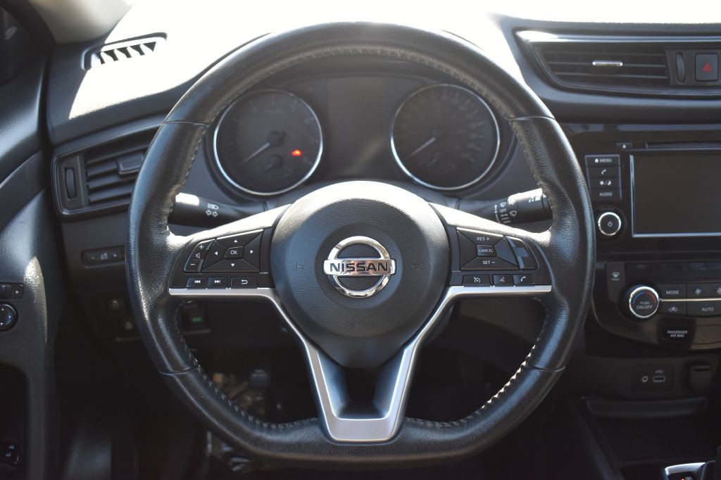 2020 Nissan Rogue Image 14