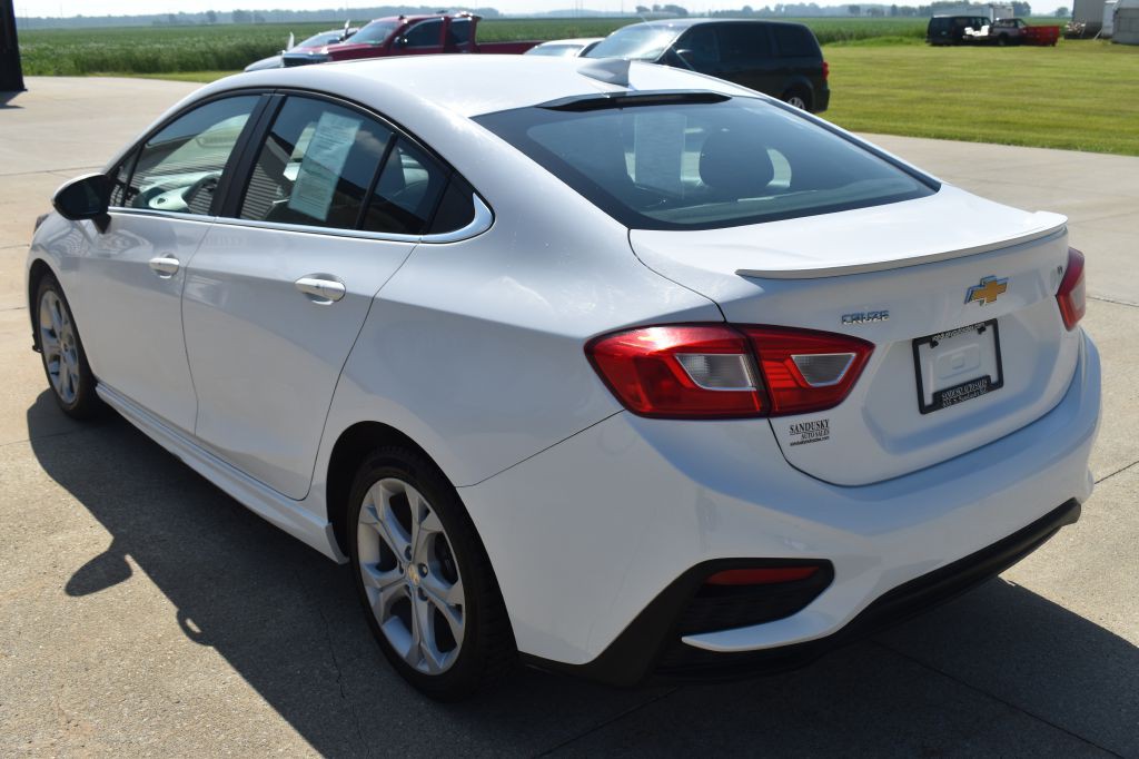 2018 Chevrolet Cruze Image 6