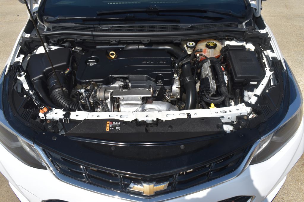 2018 Chevrolet Cruze Image 24