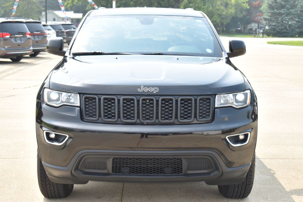 2018 Jeep Grand Cherokee Image 2