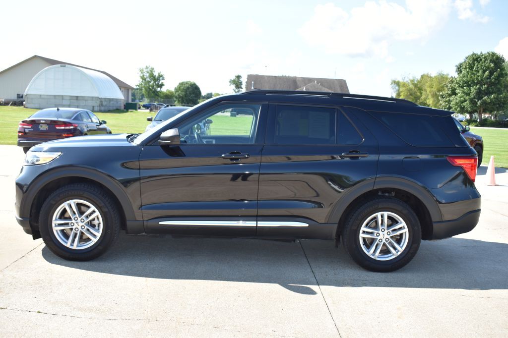 2022 Ford Explorer Image 8