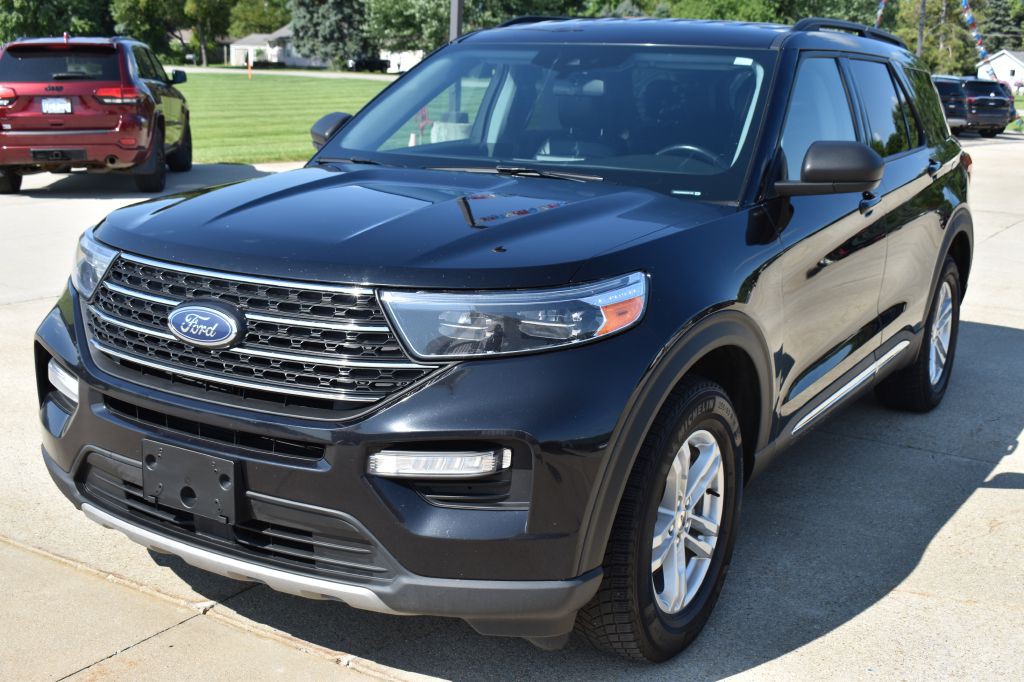 2022 Ford Explorer Image 9