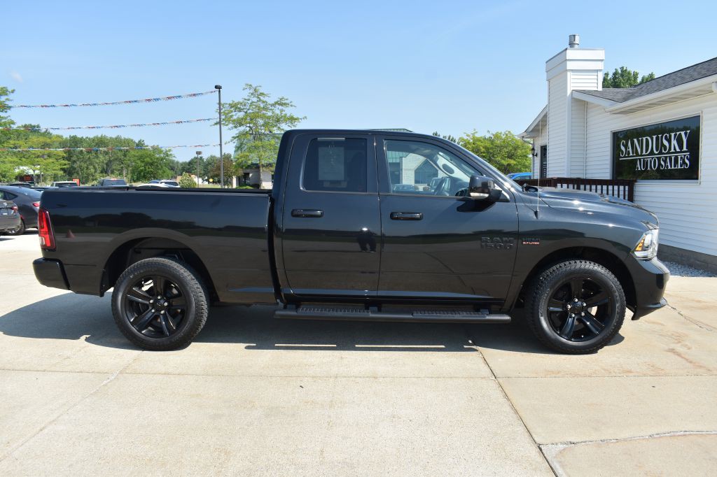 2016 RAM 1500 Image 2