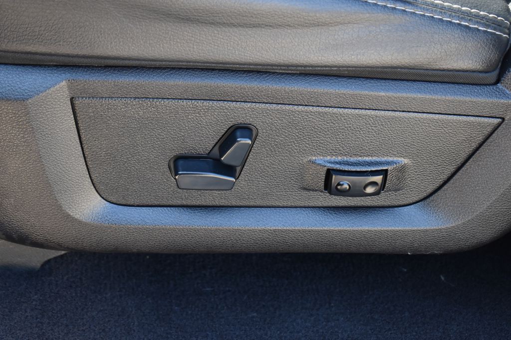 2016 RAM 1500 Image 14