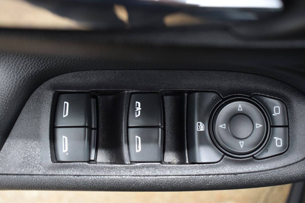2019 Chevrolet Equinox Image 15